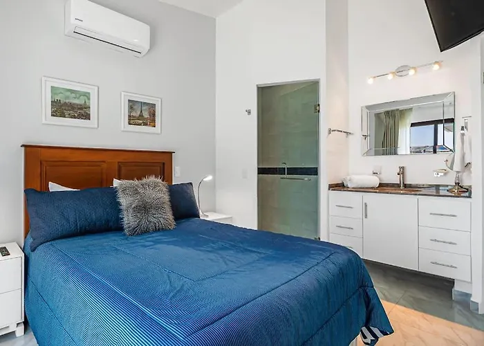 Morgan Residences 607 @ Boutique With Pool, Gym & Сasa de vacaciones *